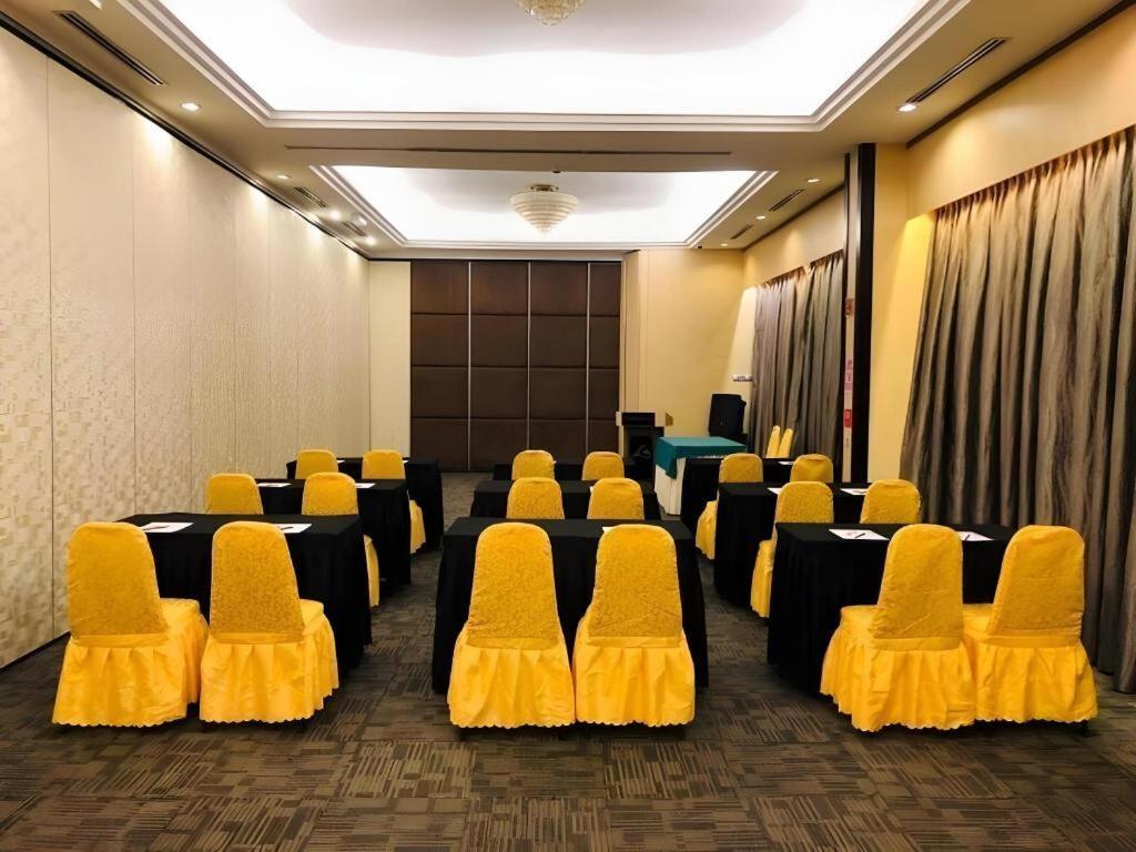The Landmark Hotel Batu Pahat Eksteriør billede